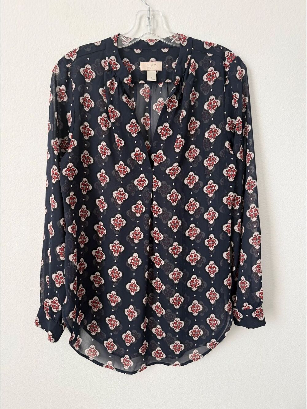 LOFT Long Sleeve V-Neck Sheer Geo Floral Blouse Women's Size S